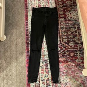 size 4 long black american eagle skinny jeans